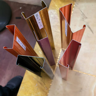 Aanpasbaar licht staal plafond 50 mm/75 mm/100/150 mm voor duurzame en bouwprojecten