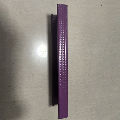 良い値段 リサイクル可能 カラーコーティング 軽鋼キール 0.3-1.2mm 厚さの金属スタッド&トラック オンライン