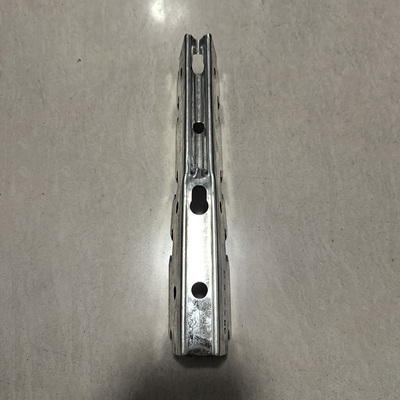 良い値段 0.6-2.0mm 厚さ 軽量 プリドリルメタルストッドとメタル・トラック 速く設置設計 耐久性 オンライン