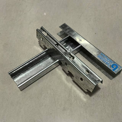 قیمت خوب استودی فلزی غیر قابل احتراق و مسیر برای ساخت پایدار 0.6-2.0mm ضخامت درب فلزی آنلاین