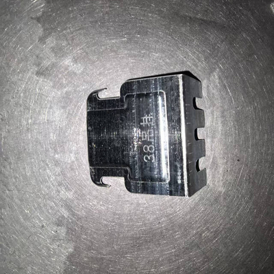 calidad Metal geométrico y accesorios en un acabado pulido para un toque moderno fábrica