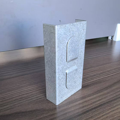 良い値段 金属プロフィールと構造のための幾何的な軽鋼キール関節の磨き完成 オンライン