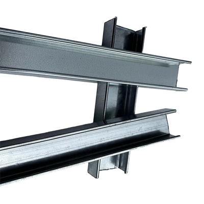 Buen precio Rastreado de metal galvanizado de alta resistencia de 0,6 mm de espesor y resistente a la corrosión en línea